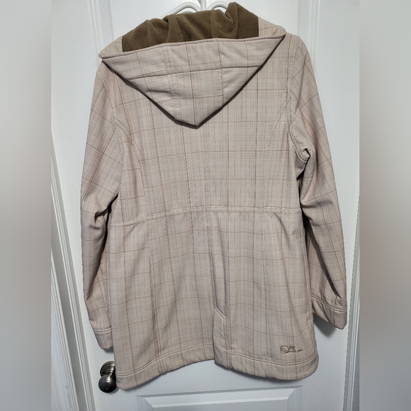 Point Zero Light Coat - Picture 2 of 3